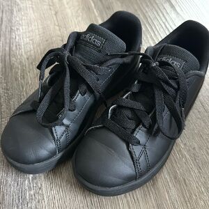 Kids black Adidas sneakers / gym shoes, size 13. Great Condition.